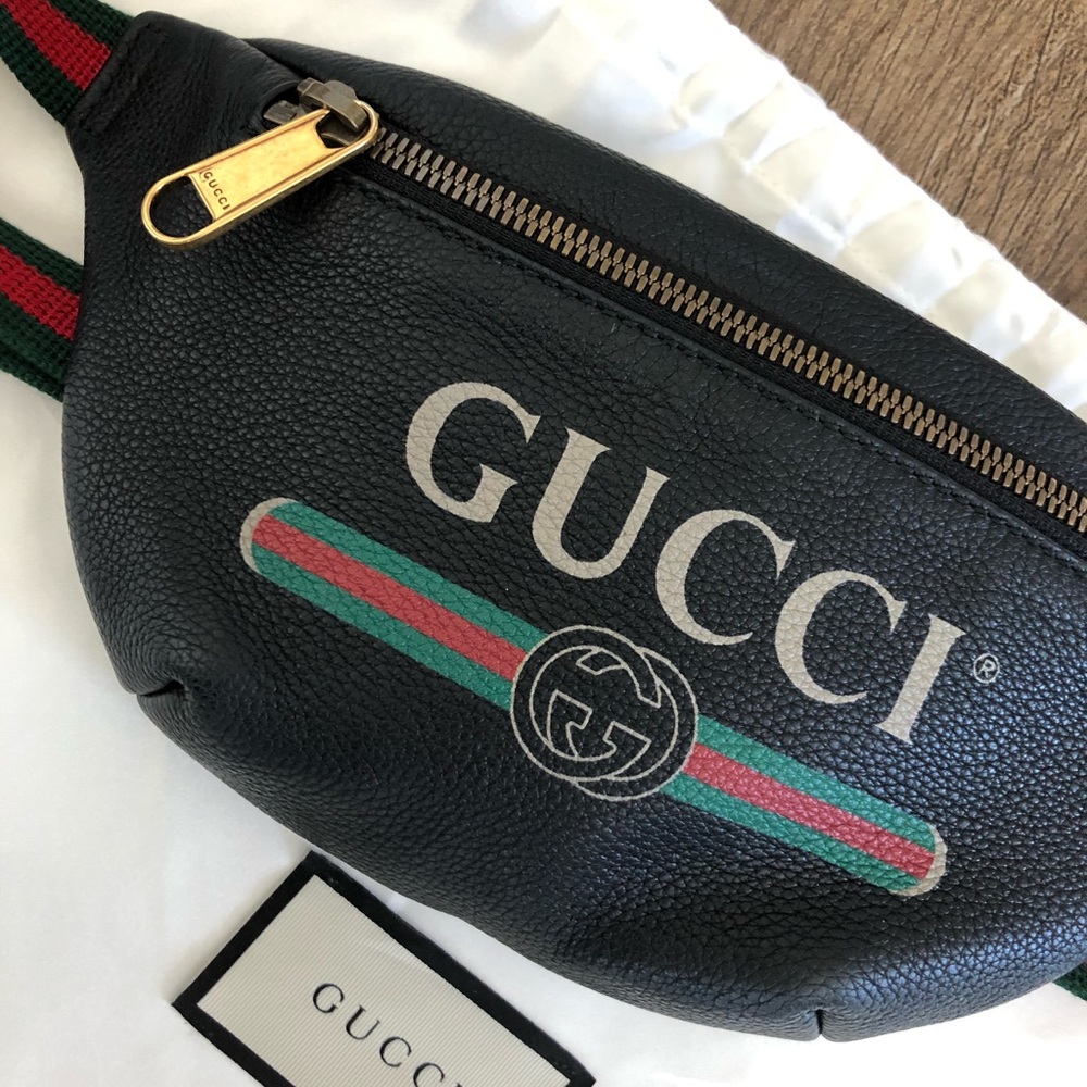 GUCCI Leather Belt Bag
